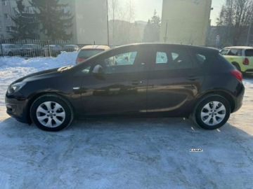 Opel Astra J GTC 1.4 Turbo ECOTEC 140KM 2015 Opel Astra Opel Astra 1,4 Benzyna Automat Klimatyzacja Zamiana 1.4 Benzyna, zdjęcie 3