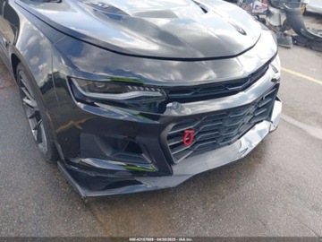 Chevrolet Camaro VI 2017 Chevrolet Camaro ZL1 2017 6.2l 6.2 Benzyna 650KM, zdjęcie 7