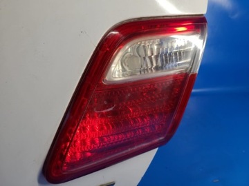 Toyota Camry 40 06-11-Крышка багажника в сборе 64401-06280