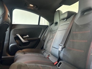 Mercedes CLA C118/X118 Coupe Facelifting 1.3 200 163KM 2025 MERCEDES-BENZ CLA 200 AMG Line Sedan 1.3 (163KM) 2025, zdjęcie 12