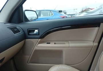 Ford Mondeo III Kombi 2.0 TDCi 130KM 2005 Ford Mondeo Ford Mondeo 2.0 TDCI Ghia 2.0 Diesel 130KM, zdjęcie 10