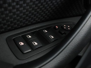 BMW X1 F48 Crossover xDrive20d 190KM 2019 BMW X1 20d Automat xDrive Advantage Navi Tempomat, zdjęcie 34