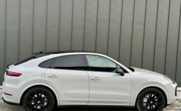 Porsche Cayenne III SUV Turbo 4.0 550KM 2019 Porsche Cayenne Porsche Cayenne 4.0 Benzyna 550KM, zdjęcie 3