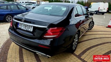 Mercedes Klasa E W213 Limuzyna 2.0 250 211KM 2017 Mercedes-Benz Klasa E E250 Zarejestrowany 2.0 Benzyna 210KM, zdjęcie 3