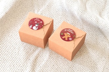 NAKLEJKI ŚWIĄTECZNE X 500 ROLKA WESOŁYCH ŚWIĄT NA PREZENTY PACZKI ŚWIĘTA