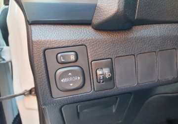 Toyota Auris II Touring Sports Hybrid 135 136KM 2014 Toyota Auris Hybryda Kamera GetHelp 1.8 Hybryda 136KM, zdjęcie 20