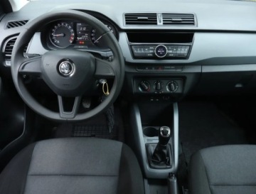 Skoda Fabia III Kombi 1.4 TDI 105KM 2015 Skoda Fabia 1.4 TDI, Salon Polska, Klima, zdjęcie 6