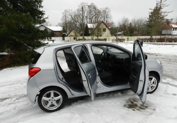 Mitsubishi Space Star Hatchback 5d 1.0 71KM 2014 Mitsubishi Space Star SERWISOWANY Zarejestrowany tani ekonomiczny Benzyna, zdjęcie 9