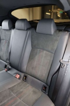 Toyota C-HR I Crossover Facelifting 1.8 Hybrid 122KM 2023 Toyota C-HR 1.8 Hybrid GPF GR Sport 1.8 Hybryda 122KM, zdjęcie 13