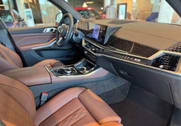 BMW X5 G05 SUV Facelifting 3.0 30d 298KM 2026 BMW X5 BMW X5 xDrive30d dostepne od reki z ogrzewaniem postojowym 3.0, zdjęcie 13