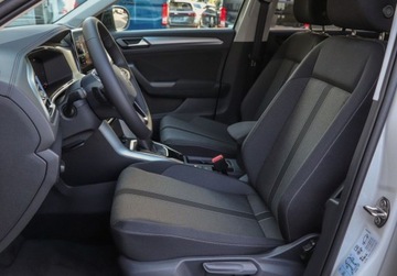 Volkswagen T-Roc I SUV Facelifting 1.5 TSI ACT 150KM 2025 Volkswagen T-Roc Climatronic, LED, pakiet zimowy, dostepny od reki 1.5, zdjęcie 9
