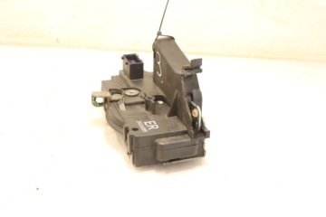 ПРАВЫЙ ЗАМОК ПЕРЕДНЕЙ ДВЕРИ OPEL MERIVA A