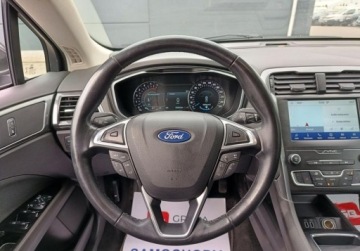 Ford Mondeo V Sedan Facelifting 2.0 EcoBlue 150KM 2021 Ford Mondeo 2.0 Ecoblue 150KM Automat Vat 23 Salon PL 2.0 Diesel 150KM, zdjęcie 17