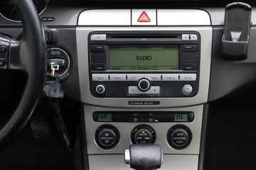 Volkswagen Passat B6 Variant 2.0 i 16V FSI 150KM 2007 VW Passat 2.0 FSI, Salon Polska, DSG, Klima, zdjęcie 12