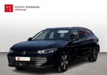 Volkswagen Passat B8 Variant Facelifting 1.5 TSI EVO 150KM 2025 Volkswagen Passat 1.5eTSI 150KM DSG Business ACC HAK Kamera360 Climatronic