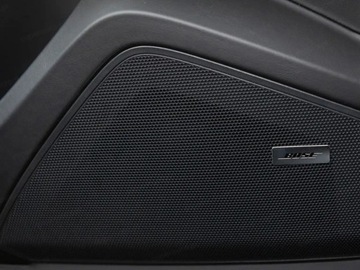 Porsche Cayenne III SUV Facelifting 3.0 353KM 2025 PORSCHE Cayenne Coupe Black Edition Suv 2.0 (353KM) 2025, zdjęcie 8