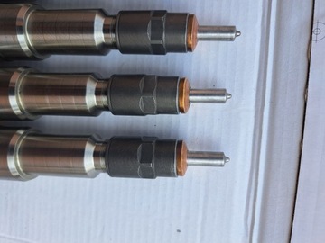 КОМПЛЕКТ ИНЖЕКТОРОВ IVECO STRALIS 5801906153