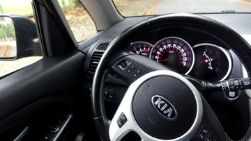 Kia Venga Mikrovan 1.6 CRDi 128KM 2014 .. Venga .. Kamera .. Panorama .. Navi .. PDC .. Klimatronik .. Serwisowany, zdjęcie 13
