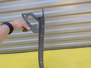 TOYOTA COROLLA E16 ПЕРЕДНЯЯ ЦЕНТРАЛЬНАЯ БАЛКА РЕМНЯ