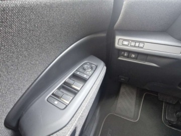 Lexus LBX 1.5 Hybrid 136KM 2026 LBX LBX 1.5 Hybrid | Czujniki parkowania, zdjęcie 10