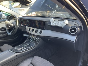 Mercedes Klasa E W214 2023 Mercedes E 220 AMG mHEV 4 Matic Kamery360, zdjęcie 9