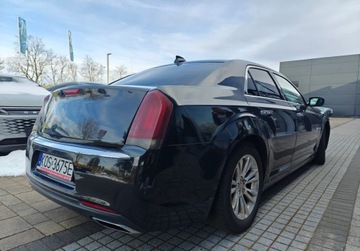 Chrysler 300C II 2016 Chrysler 300C 3.5 BenzynaLPG 253KM, zdjęcie 2