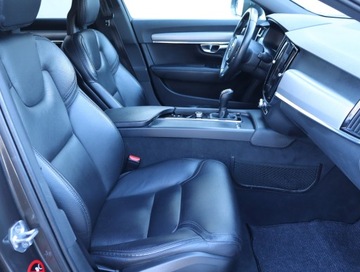 Volvo V90 II Kombi 2.0 D4 190KM 2017 Volvo V90 Cross Country D4 2.0 AWD, 187 KM, 4X4, zdjęcie 8