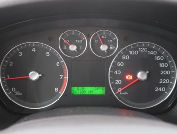 Ford Focus II Hatchback 5d 1.6 Duratec Ti-VCT 115KM 2006 Ford Focus 1.6 i, GAZ, Klima, Klimatronic, zdjęcie 10