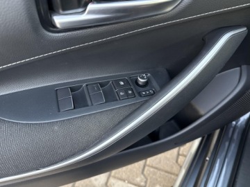 Toyota Corolla XII TS Kombi Facelifting 2.0 Hybrid Dynamic Force 196KM 2025 Toyota Corolla 2.0 Hybrid Comfort Seria E21 (2019-, zdjęcie 17