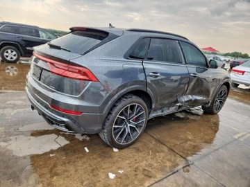 Audi Q8 2021 Audi Q8 Premium Plus S-Line 2021 3.0l 3.0 Benzyna 335KM, zdjęcie 3