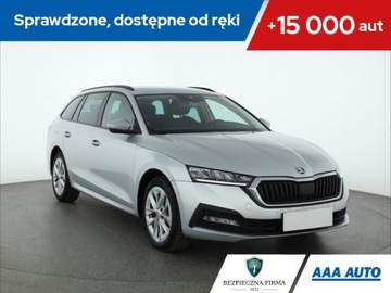 Skoda Octavia IV Kombi 1.0 TSI 110KM 2021 Skoda Octavia 1.0 TSI, Salon Polska