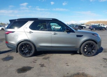 Land Rover Discovery V Terenowy 3.0 Si6 340KM 2020 Land Rover Discovery 2020, 3.0L, 4x4, HSE LUXURY, od ubezpieczalni 3.0, zdjęcie 2