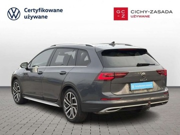 Volkswagen Golf VIII Alltrack 2.0 TDI 200KM 2022 Volkswagen Golf Alltrack LED Matrix Harman Kardon Hak Kamera Cofania Faktu, zdjęcie 2