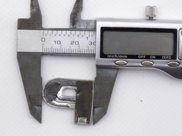 VW POLO IV 9N 01-09 PÍSMENO ZNAKY KRYT ZADNÍ KUFRU P