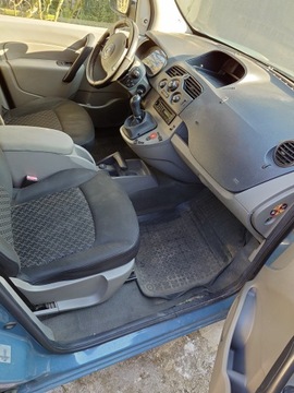 Renault Kangoo II Mikrovan 1.6 8v 90KM 2010 Renault Kangoo II 1.6 5-osób 2010r. benzyna + gaz LPG + hak, zdjęcie 24