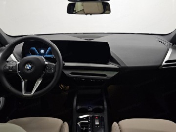 BMW Seria 1 F70 2026 BMW Seria 1 116 Design Hatchback 1.5 (122KM) 2026, zdjęcie 7