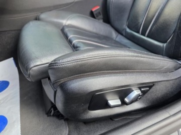 BMW Seria 5 G30-G31 Limuzyna 530i 252KM 2020 BMW 5 530i 2,0l 252KM Niski przebieg: 109,498km Dokumentacja pochodzenia, zdjęcie 5