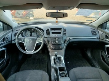 Opel Insignia I Sports Tourer 2.0 CDTI ECOTEC 130KM 2010 Opel Insignia 2.0CDTI 130km 10r, zdjęcie 6