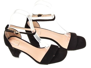 Zamszowe sandały na słupku Black r.38