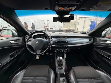 Alfa Romeo Giulietta Nuova II Hatchback 5d 1.4 TB 16v Mair 170KM 2013 ALFA ROMEO GIULIETTA 1.4 TB Multiair 170KM! Salon PL!, zdjęcie 9