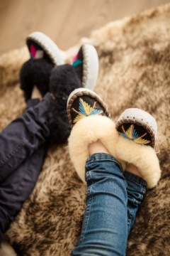 DARK Шерстяные тапочки из овчины UNIKAT BABA