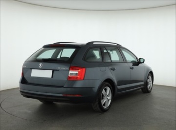 Skoda Octavia III Kombi Facelifting 1.6 TDI 115KM 2019 Skoda Octavia 1.6 TDI, Salon Polska, DSG, VAT 23%, zdjęcie 4