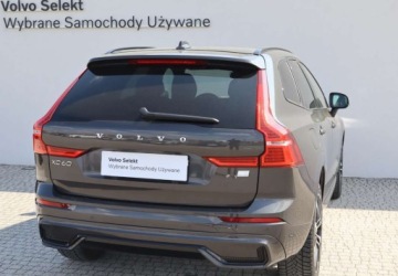 Volvo XC60 II Crossover Plug-In Facelifting 2.0 T6 350KM 2023 Volvo XC 60 T6 PLUG-IN PLUS DARK 350KM Salon POLSKA I Wlasciciel Gwarancja, zdjęcie 3