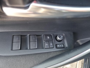 Toyota Corolla XII Sedan Facelifting 1.8 Hybrid 140KM 2023 Toyota Corolla 1.8 Hybrid Style Seria E21 (2019-), zdjęcie 14