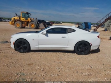 Chevrolet Camaro VI Coupe 3.6 335KM 2018 Chevrolet Camaro 2lt 2018 3.6 Benzyna 335KM, zdjęcie 1