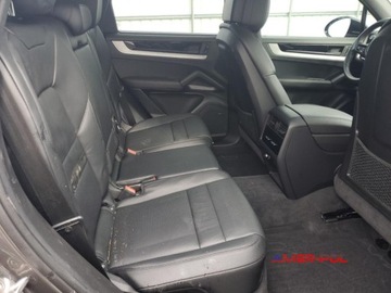 Porsche Cayenne III 2024 Porsche Cayenne 2024 4.0L V8 S AWD 4.0 Benzyna 468KM, zdjęcie 10