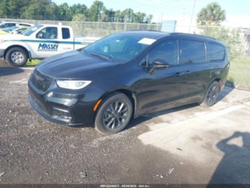 Chrysler Pacifica II 2021 Chrysler Pacifica Touring L 2021 3.6 Benzyna 287KM, zdjęcie 1