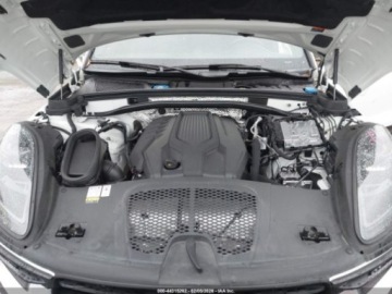Porsche Macan 2022 Porsche Macan 2022 2.0 Benzyna 261KM, zdjęcie 8