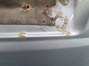 KLAPA TYŁ SZYBA BAGAŻNIKA TYLNA VW TOURAN I LIFT