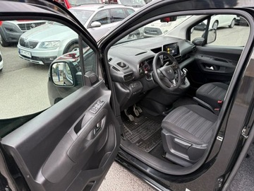 Opel Combo E Kombivan 1.5 Diesel 102KM 2019 Opel Combo Life Niepełnosprawnych inwalida PFRON, zdjęcie 18